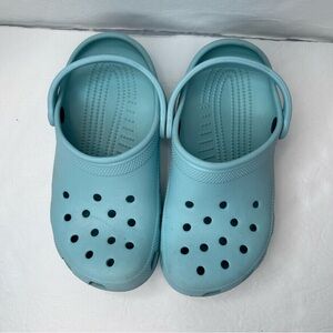 CROCS Blue Sandals Classic Ventilation and Heel Strap Size Women’s 8 Men’s 6